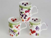 Porzellanbecher Roy Kirkham Lancaster -Cherries & Berries-