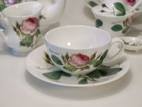 Roy Kirkham Redoute Roses -Teetasse mit Unterteller- Classic