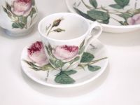 Roy Kirkham Redoute Roses -Espressotasse mit Unterteller-