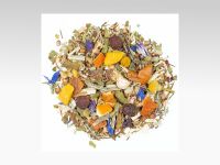 Glücklicher Augenblick natürlich Kräutertee